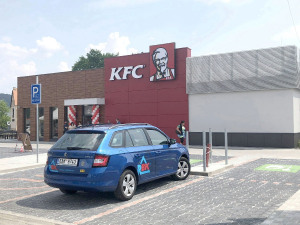 KFC-Decin_006